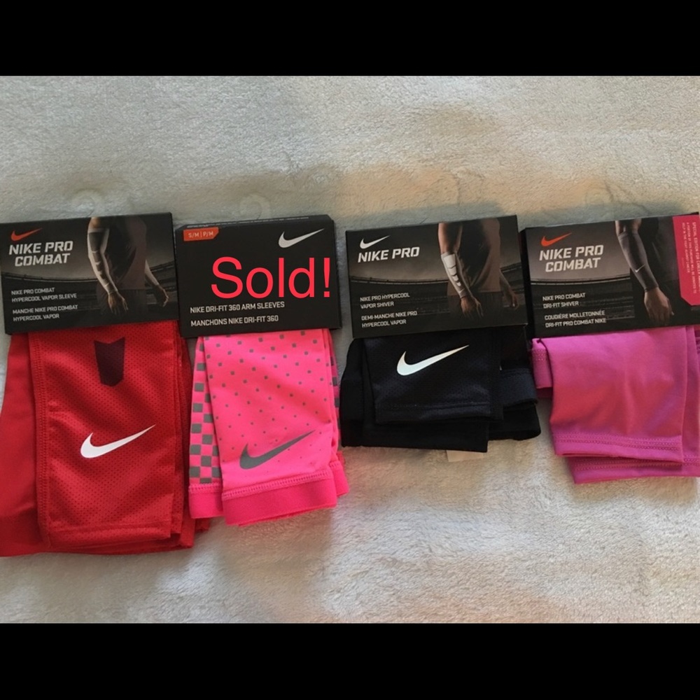 ❤️NEW!!!❤️ Nike Pro Combat Dri-Fit Arm Sleeves.